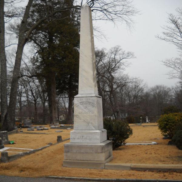 DeSoto County Confederate Monument