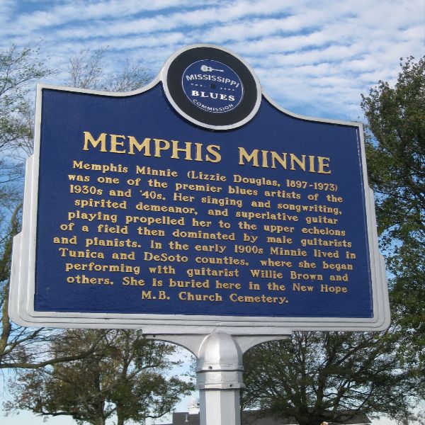Memphis Minnie Mississippi Blues Trail Marker and Gravesite